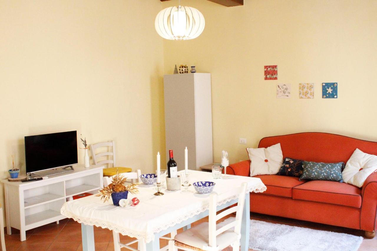 Carducci Flat - In Centro Storico Apartment Pistoia Exterior photo